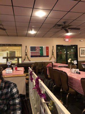 Arizona American Italian Club .